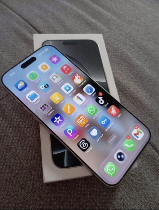 iPhone 16 Pro max