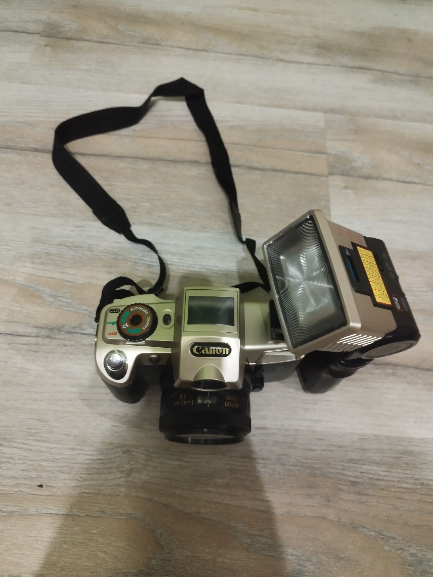 Sprzedam aparat canon 9002 RS