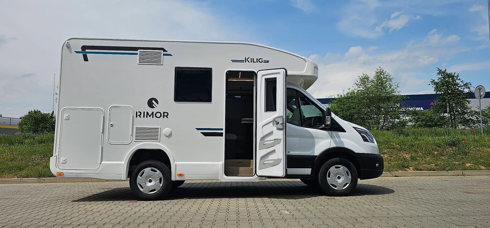 Rimor Kilig 18, Kamper dla 4 osób, 6 metrów  FILM, Kamper, Pół-integra, FV23, Wyjątkowy, NOWY, Polecamy