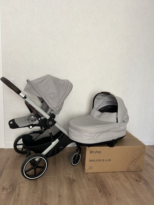Cybex Balios S Lux 2025
