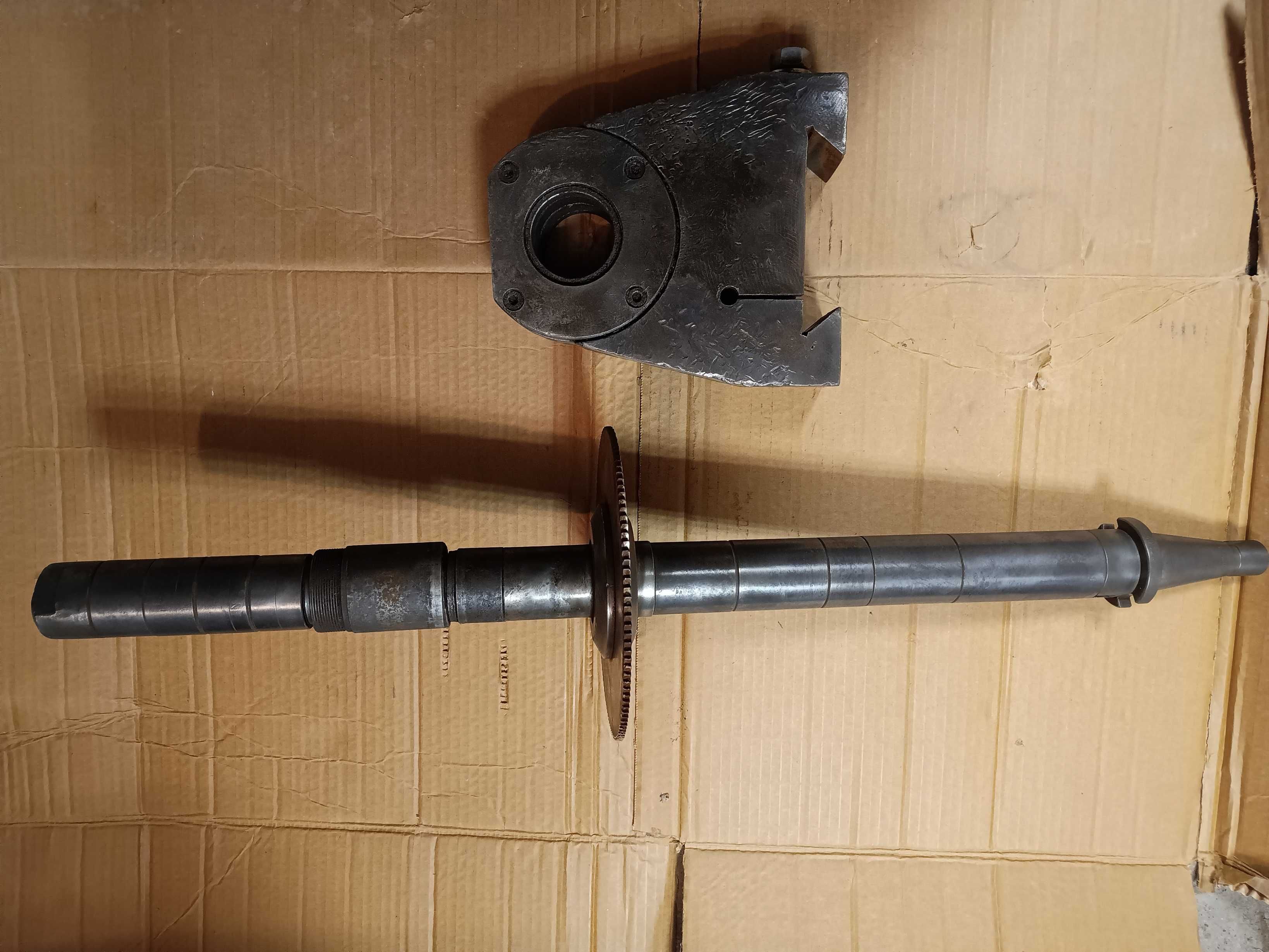 Podtrzymka/okular trzpień PTFe-40/32/630