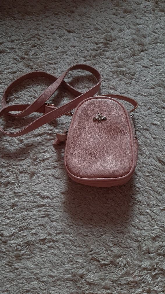 Рожева сумочка,  маленька