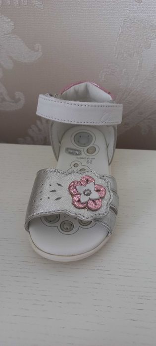 Шкіряні босоніжки