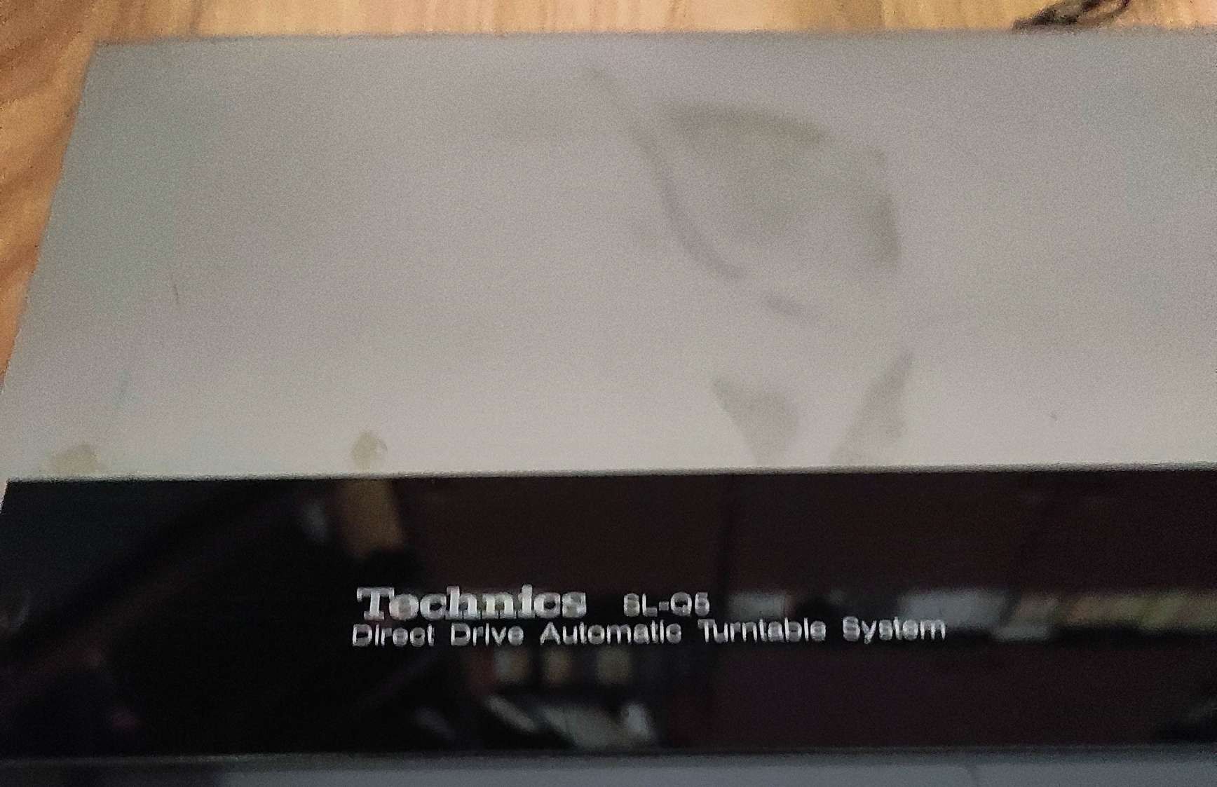 Gramofon Technics SL-Q5
