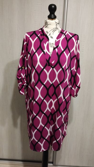 Nowa tunika w geometryczny wzór r. XXL