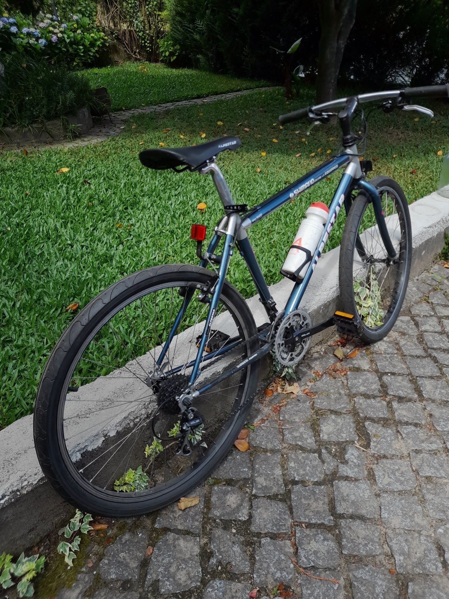 diversas bicicletas bem estimadas para venda não aceito retomas