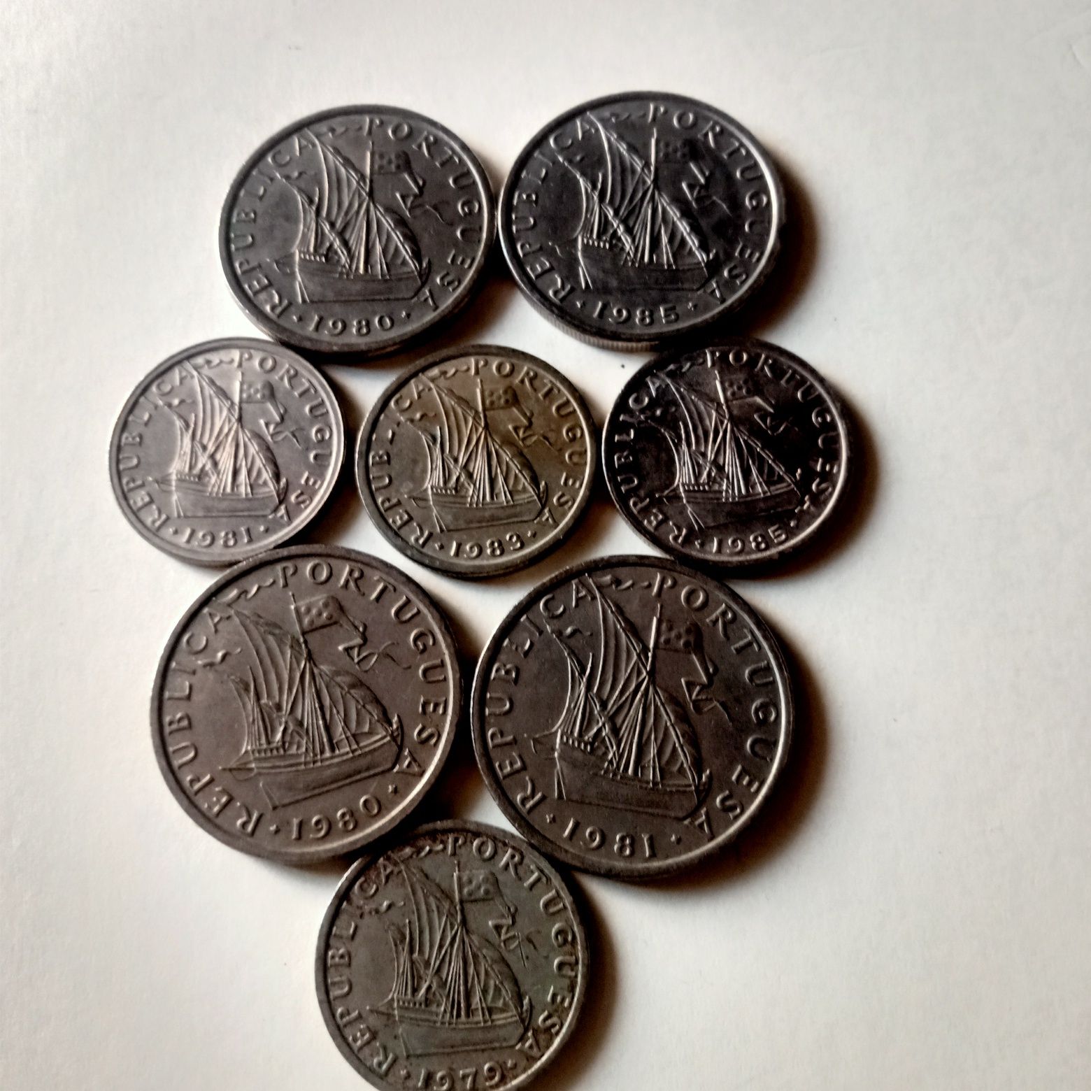 moedas de 5.00 e 2.50 portuguesas