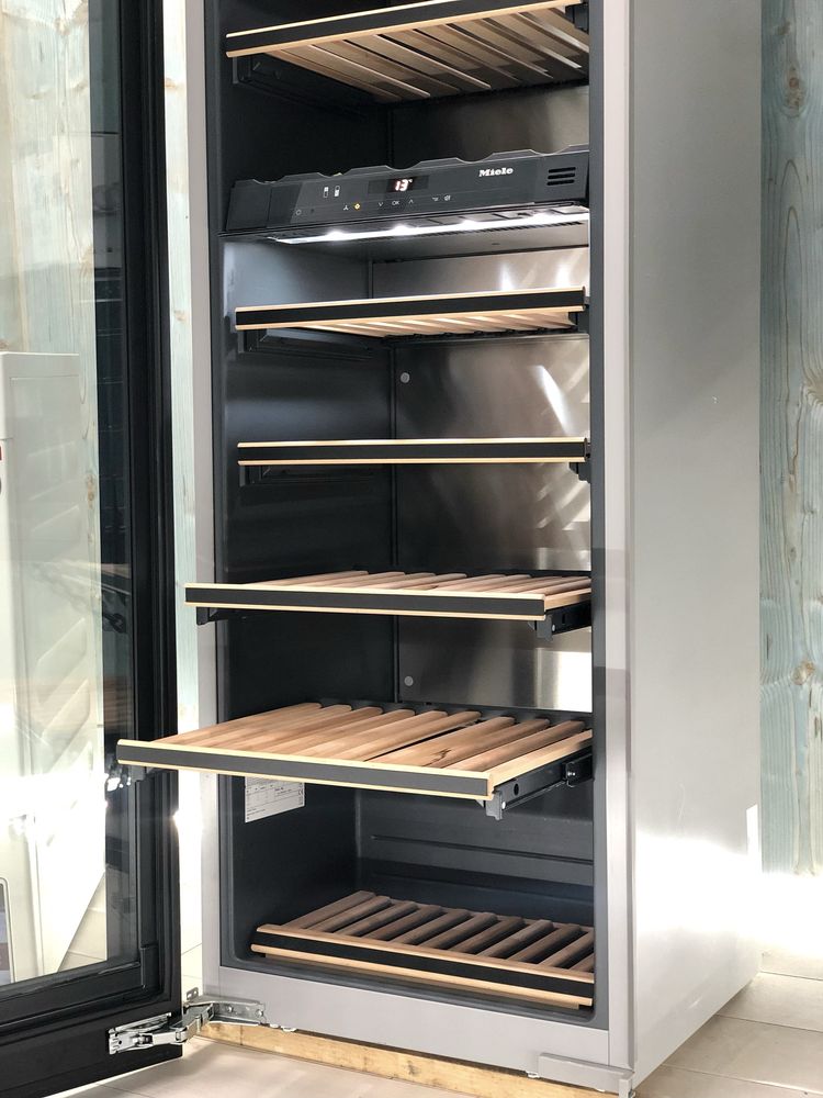 Винный шкаф Miele KWT 6722 идеал сосот нового