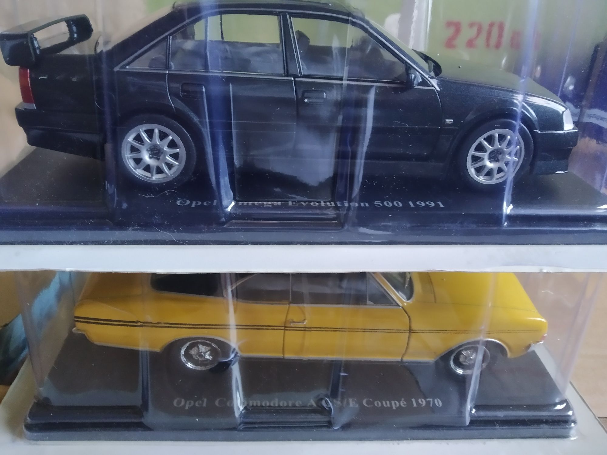 Моделі Opel та ін. 1/24