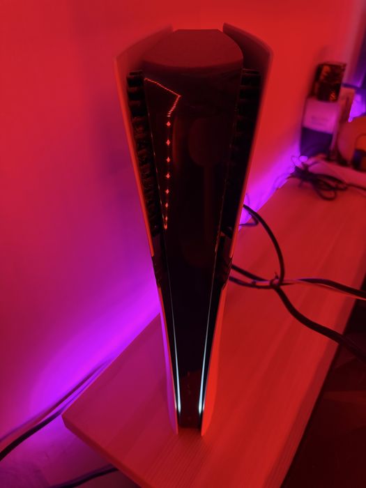 Consola PS5 Pro 2TB, com jogo Battlefiels 6 e com garantia 2 anos