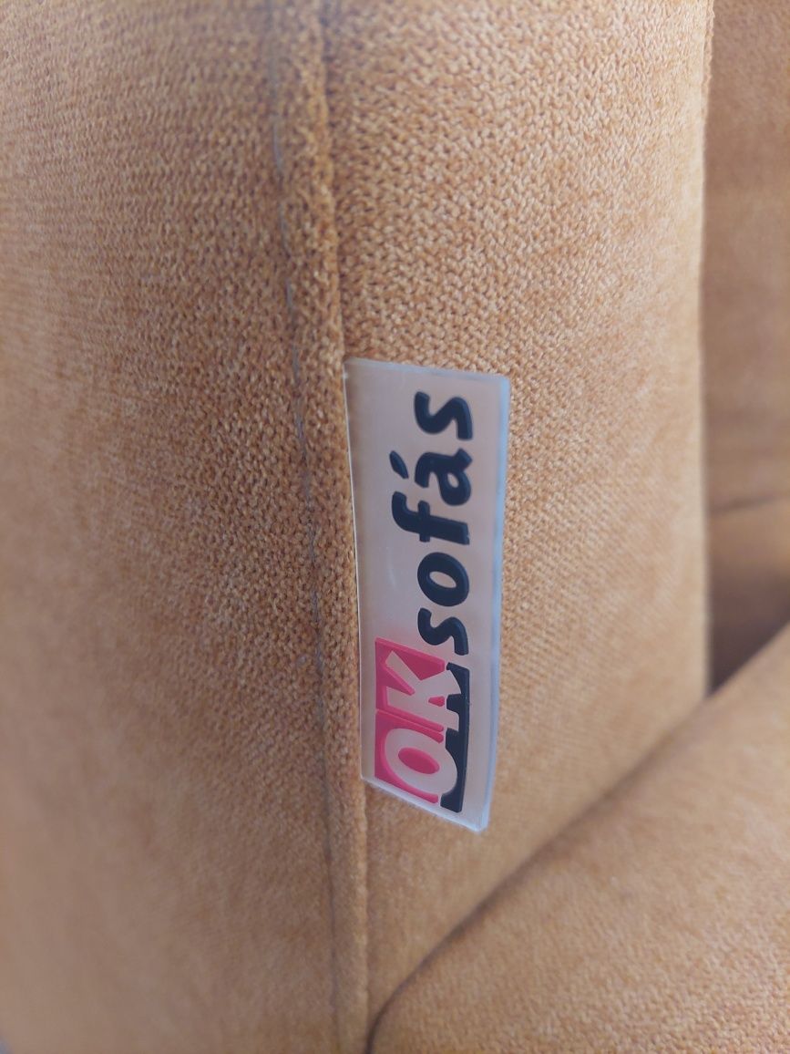 Baixa de preço - Sofá de 3lugares com chaise longue como novo