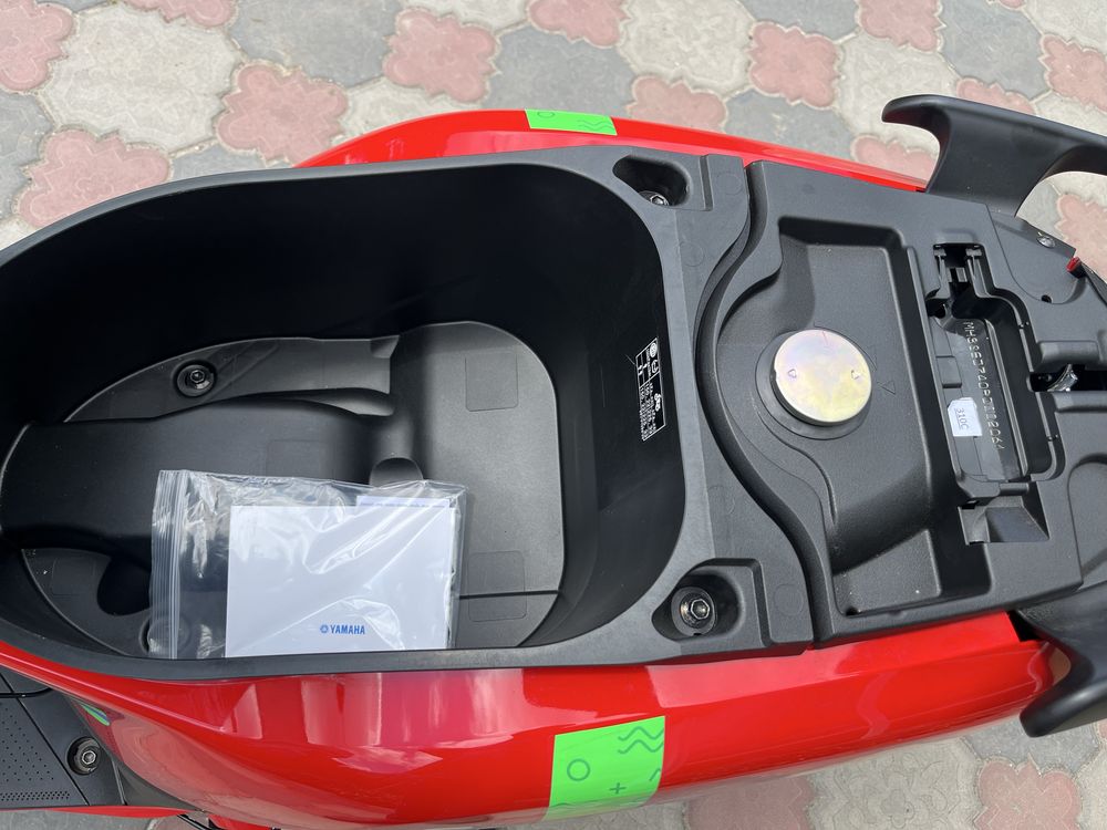 Максі скутер Yamaha Fazio 125