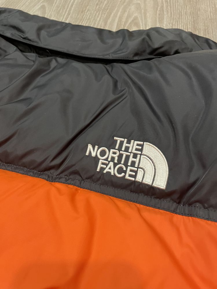 Пуховик the north face 700 M