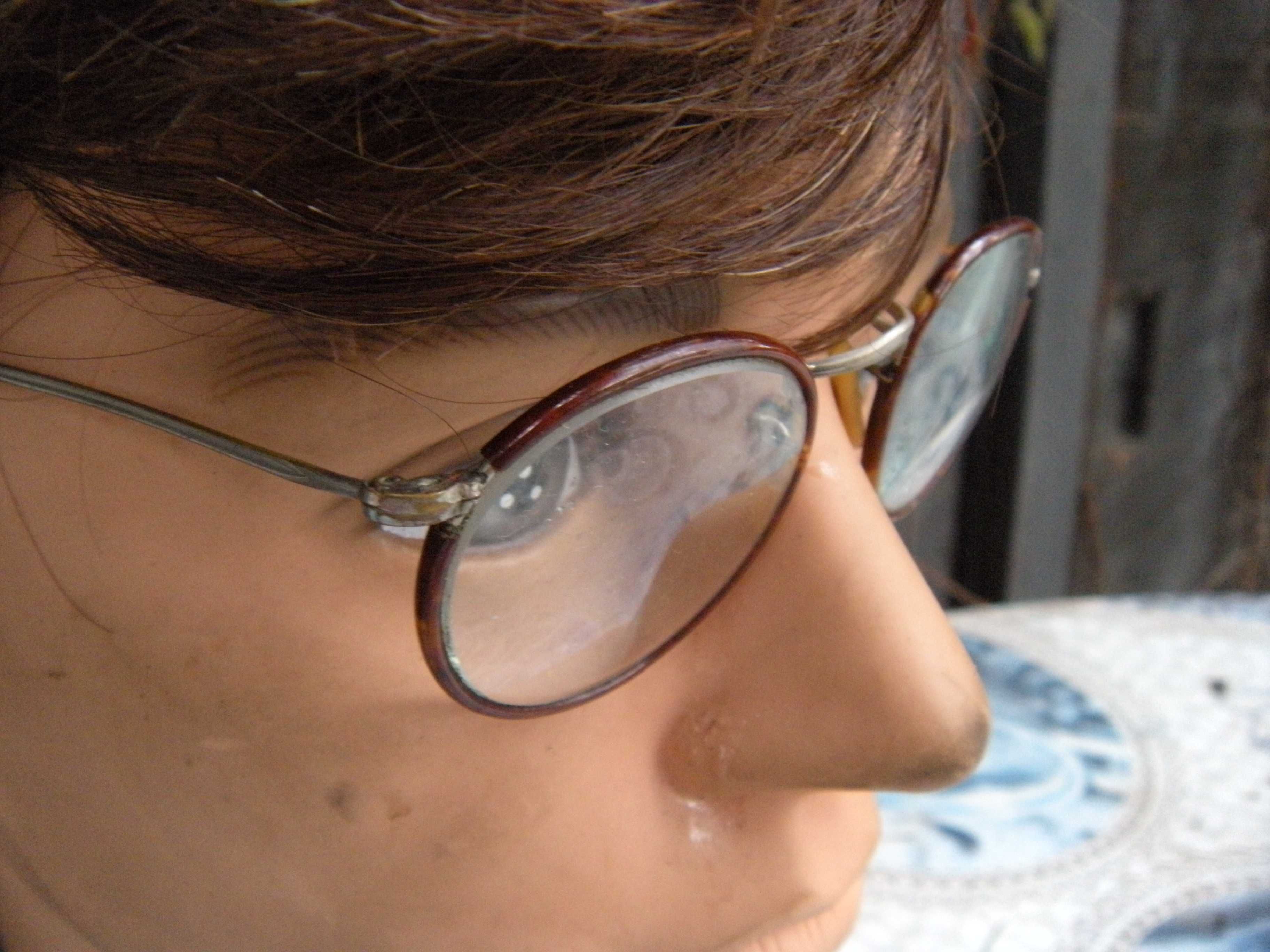 stare okulary etui futerał metalowy