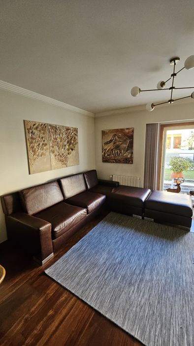 Sofá com chaise longue