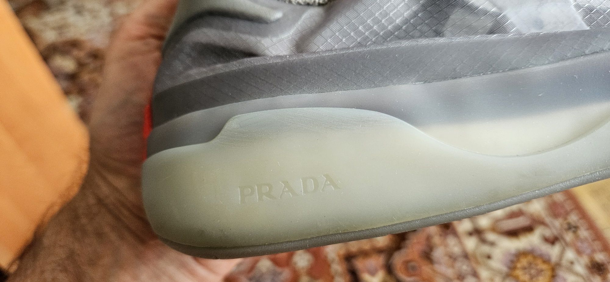 Adidas  Prada eleganckie