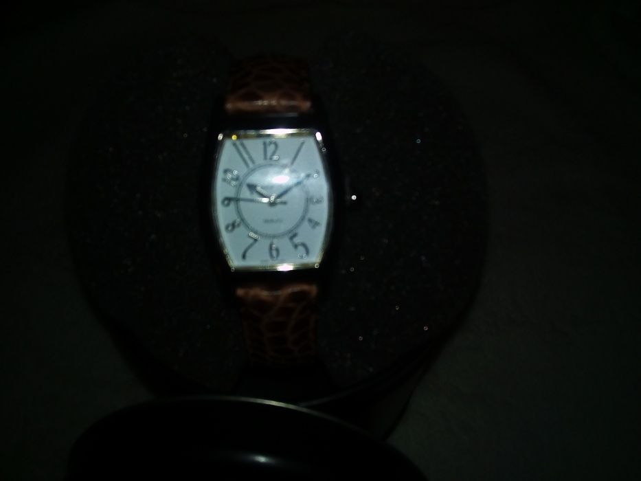 Relógio Yonger & Bresson novo e original
