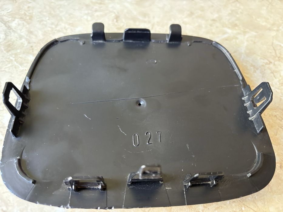 Емблема в решітку Honda CRV 6