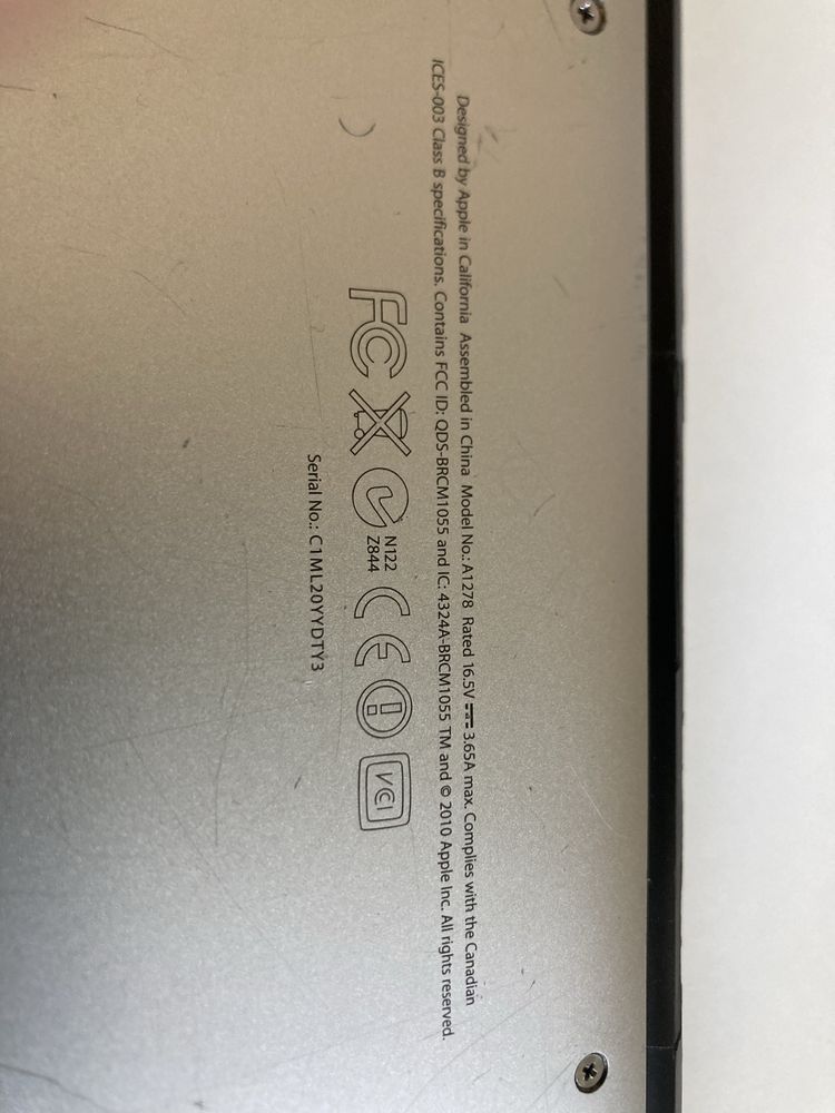Macbook Pro A1278 на запчастини
