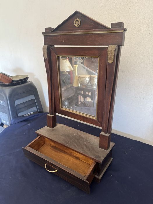 Movel Antigo ver fotografias