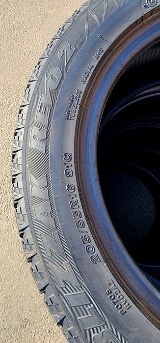 205.55.16 Bridgestone Blizzak Revo2 зима 4шт