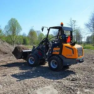 Wynajem ładowarki przegubowej 4x4 wózek terenowy ladowarka