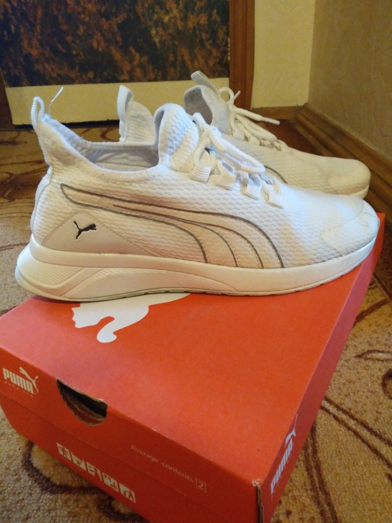 Белый ( молочный) спортивный костюм Puma, оригинал. Кроссовки белые Pu