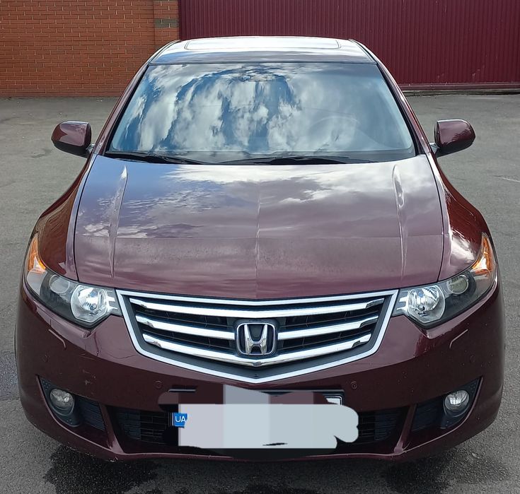 Honda Acord 8, 2010 рік випуску, експлуатується з 2011 року.