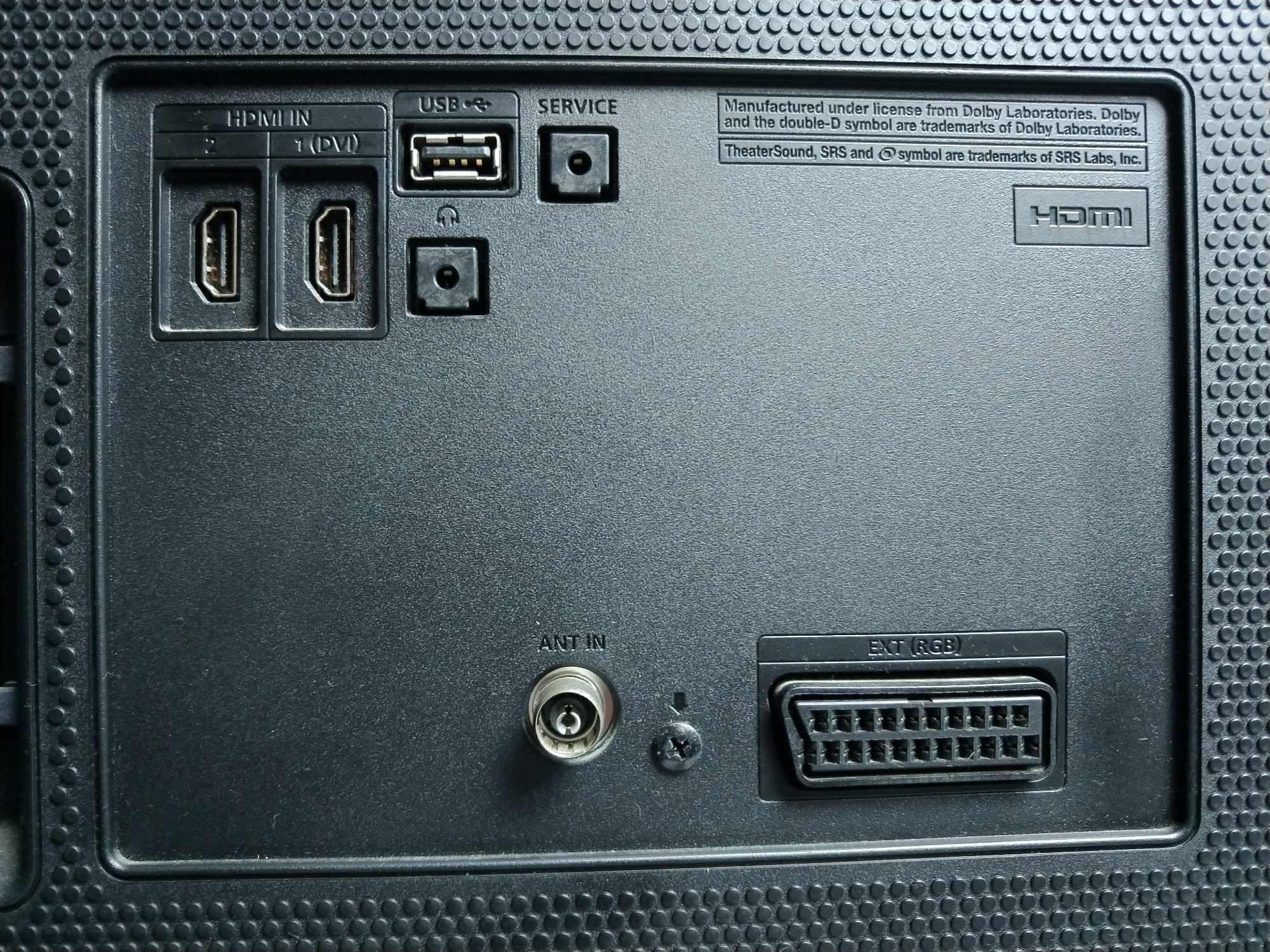 TV Samsung – UE40D5003BW (excelente estado – tudo a funcionar)