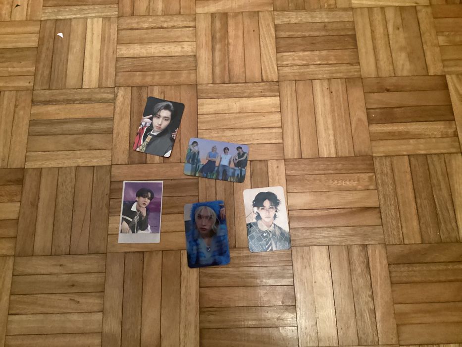 Famade e photocards, personalizados, qualquer grupo, ou personagem:)