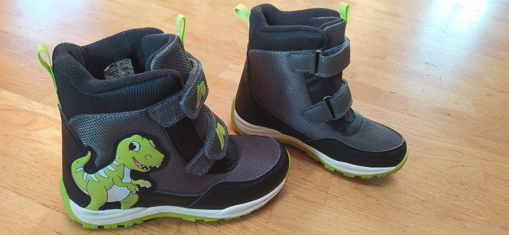 Nowe buty zimowe 31 czarno-zielone dinozaur