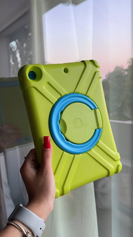 Etui na iPad 10.2 2019/2020/2021