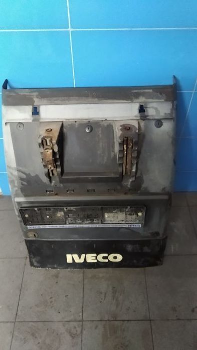 Błotnik nadkole tył lewy Iveco Stralis  41299389