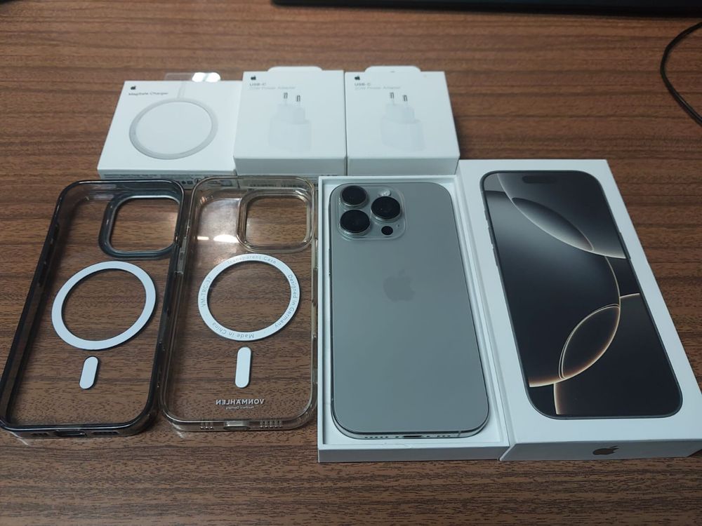 Iphone 16 pro Natural Titanium