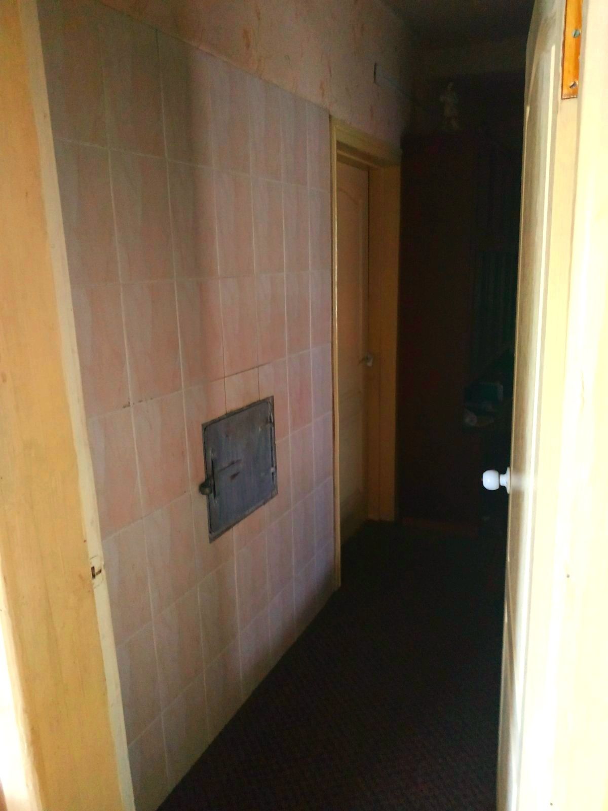 Продається затишний дім з окремою банею.