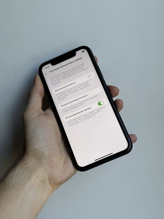 iPhone XR 64 Gb Black Neverlock АКБ 94% Отличное состояние