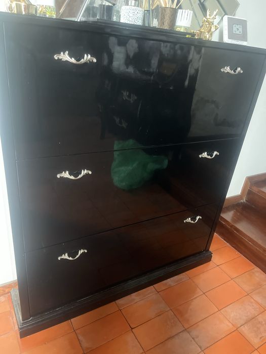 Movel sapateira em bom estado