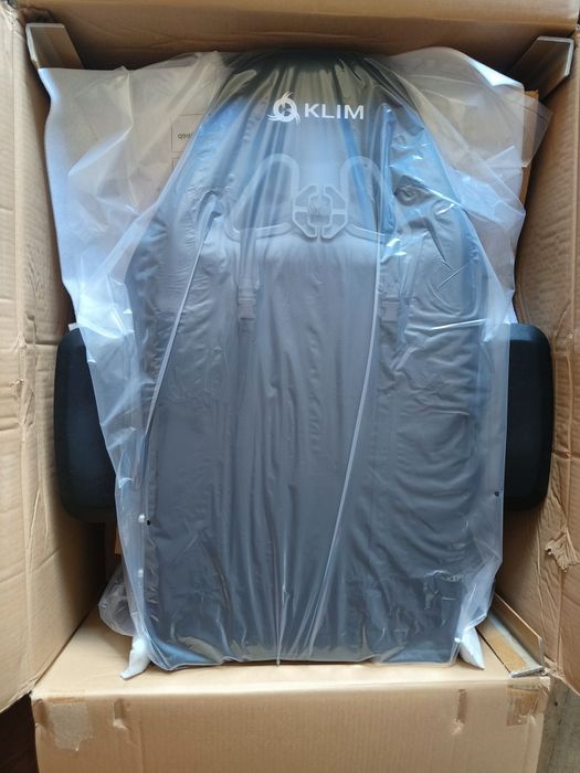 Fotel gamingowy KLIM Esports ELITE – regulowany, do 150 kg, stan -nowy