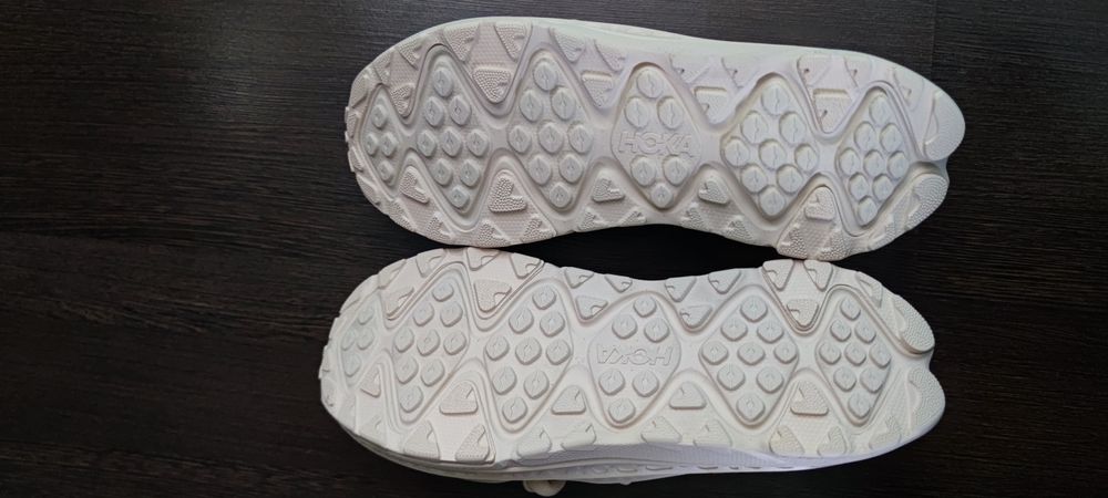 Кросівки HOKA Ora Primo