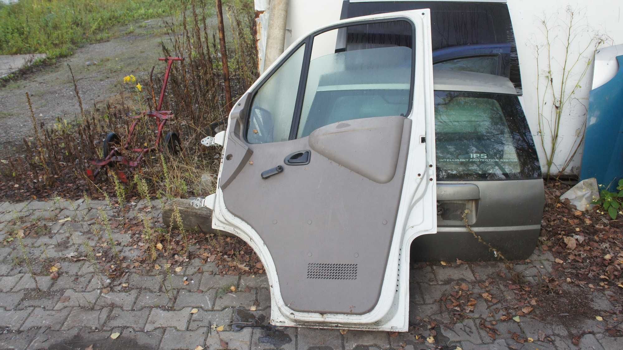 Drzwi prawe Renault Master 2