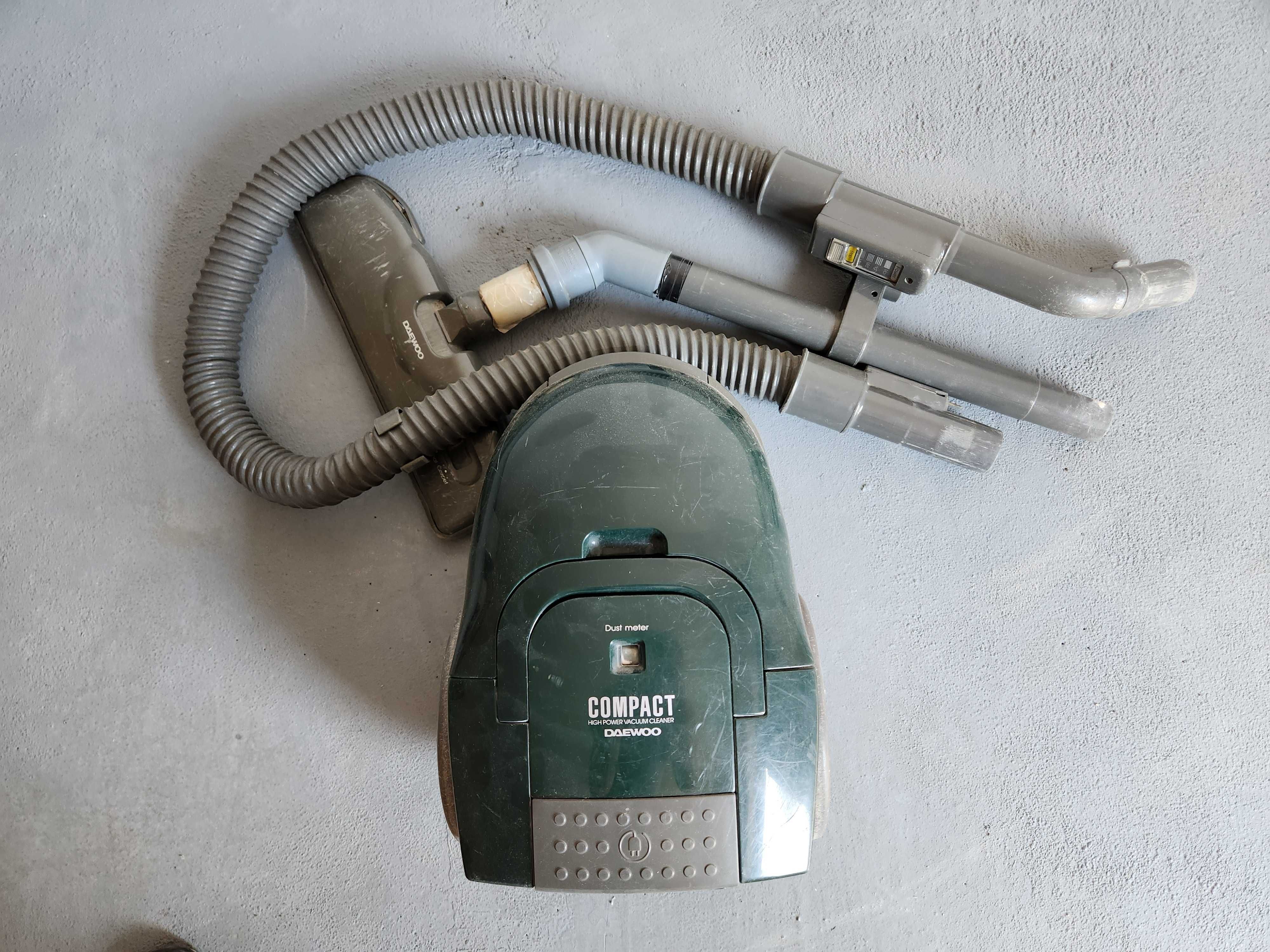 Пылесос Daewoo RC 105