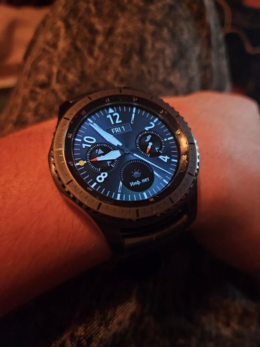 Смерт часы Samsung gear s 3 frontier