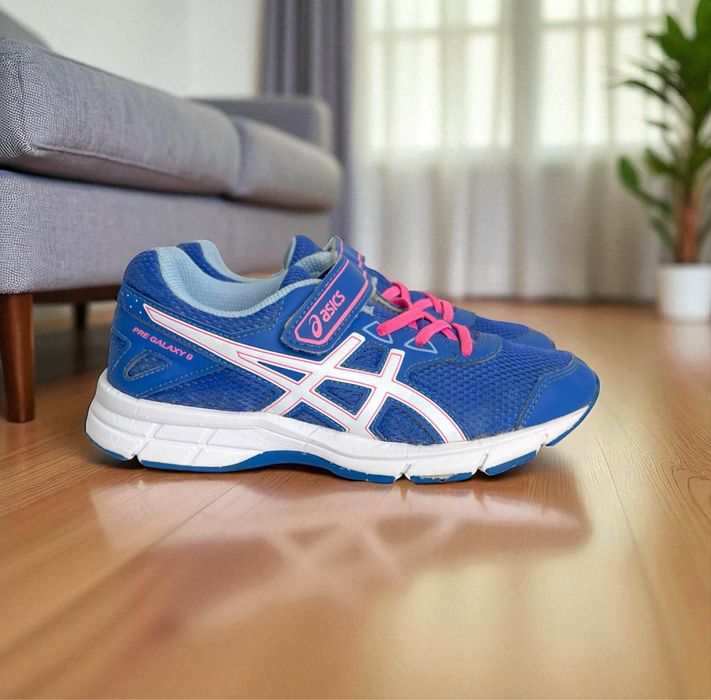 Кросівки asics для дівчинки 33,5 розміру
