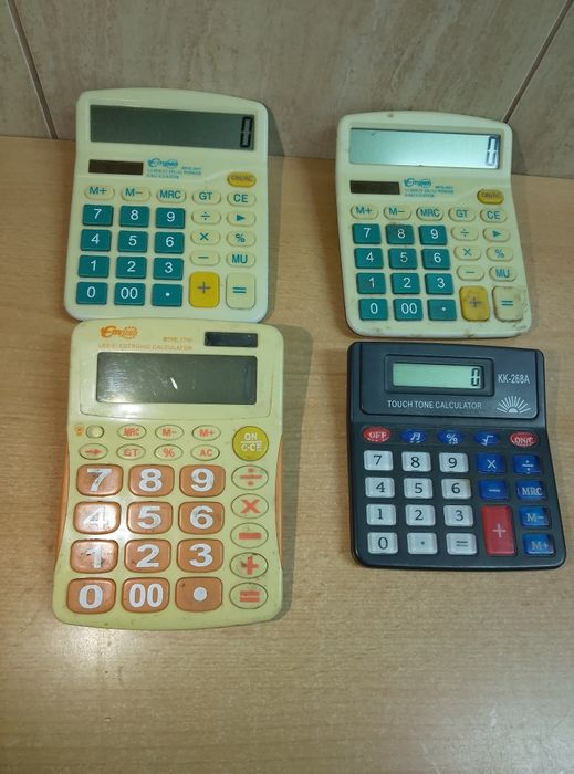 Kalkulator 4 sztuki