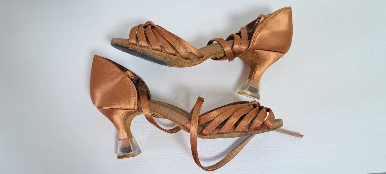 Туфлі Латина жіноча Talisman 21,5 см