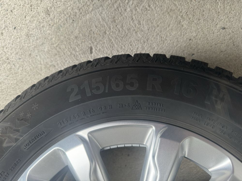 Шини зима 215/65 R16 98H Semperit Speed-Grip 5