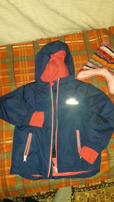 Ветровка на девочку 4-6 лет Lupilu. На флисе