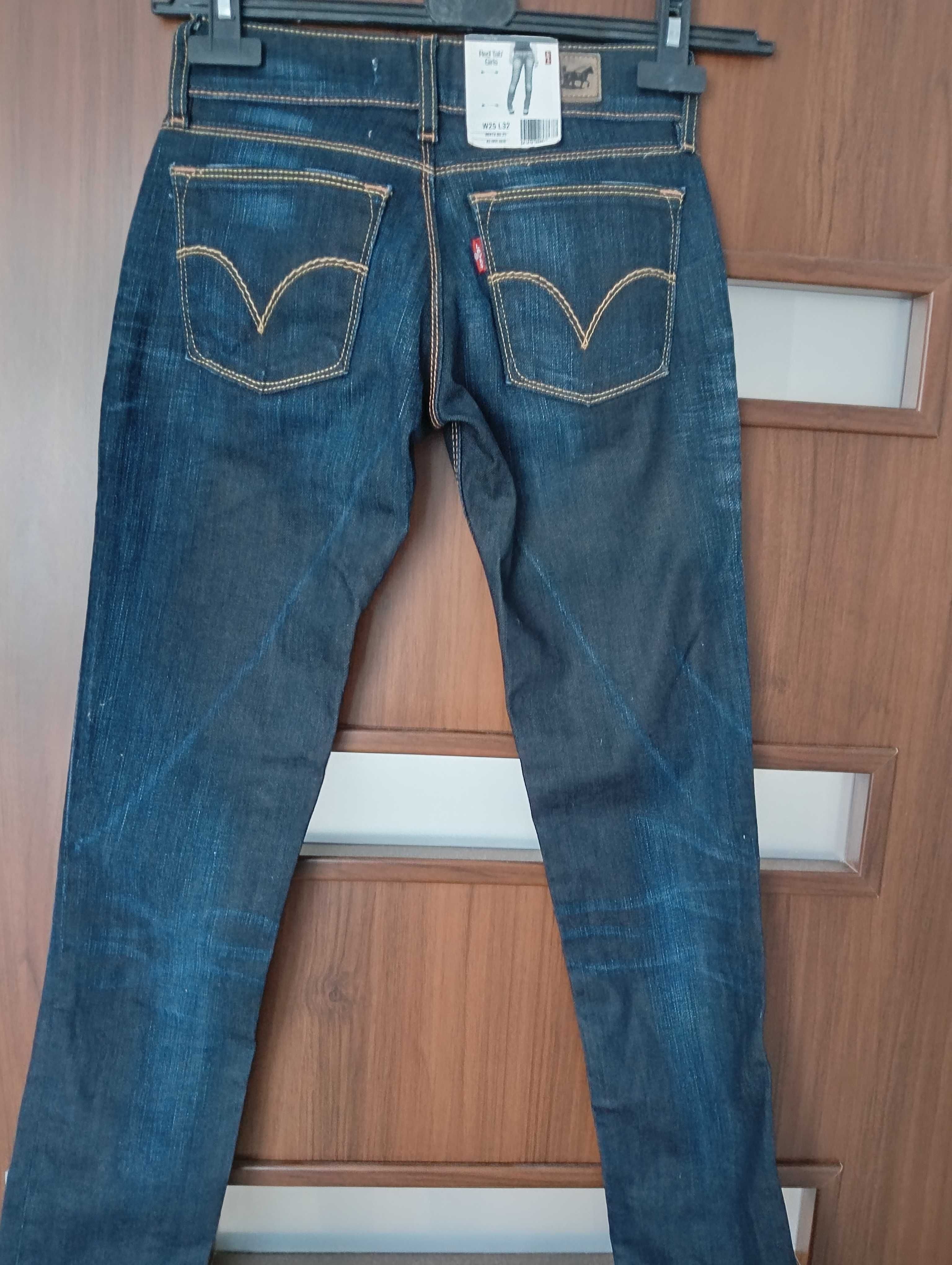 Levi's 473 SKINNY FIT W26 L 32