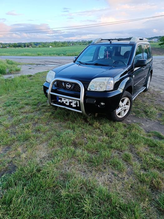 Nissan X-Trail T30 2004r , silnik 2.0 benzyna + LPG., hak 1500 kg