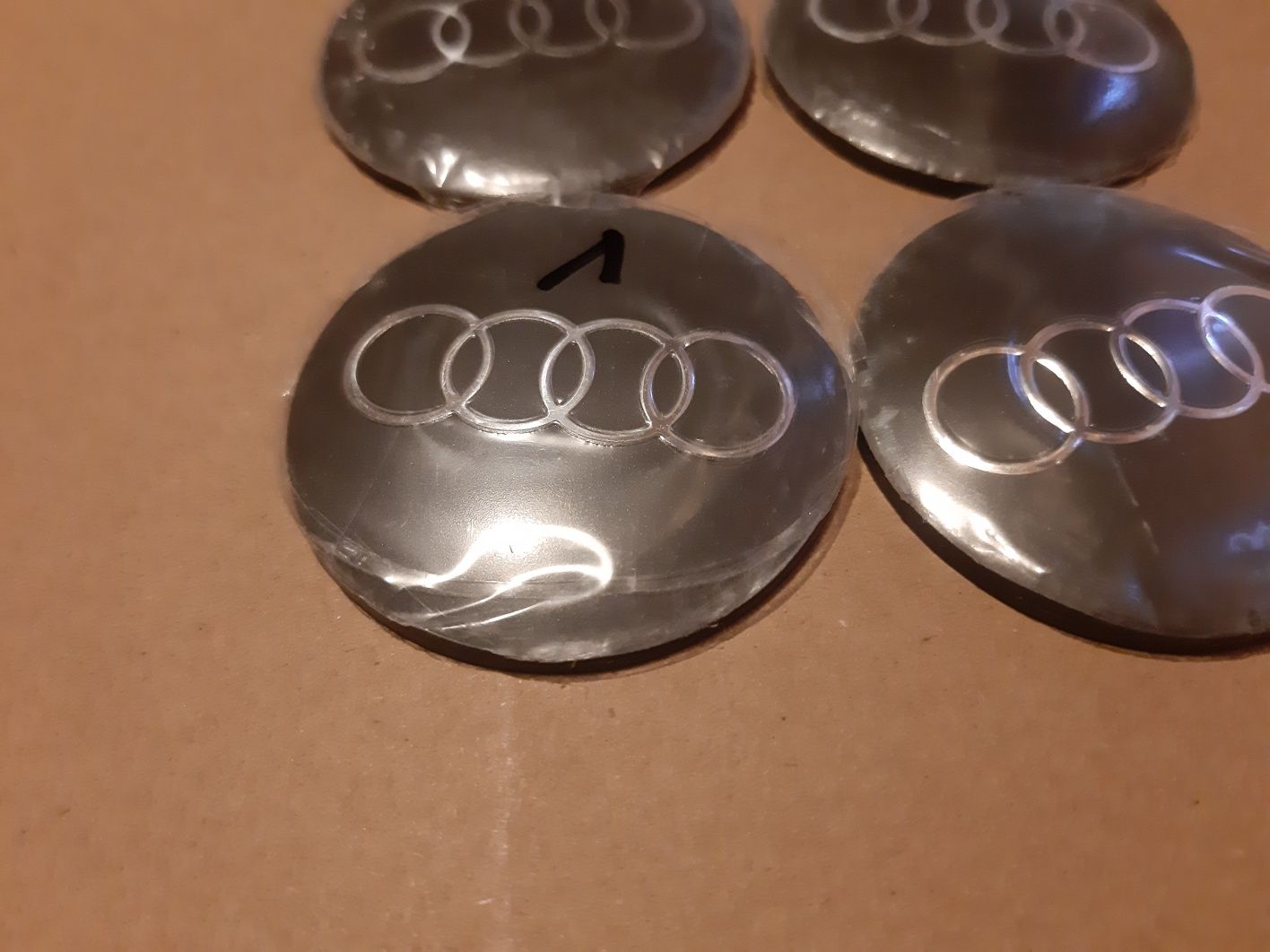 Naklejki emblematy audi 50mm